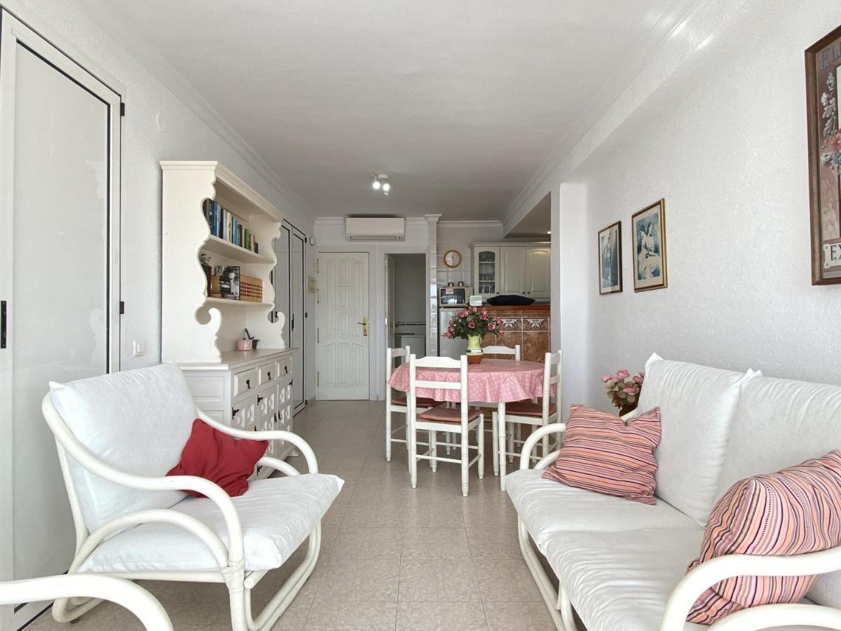 Coronado 73 Apartments Casasol เนร์คา ภายนอก รูปภาพ